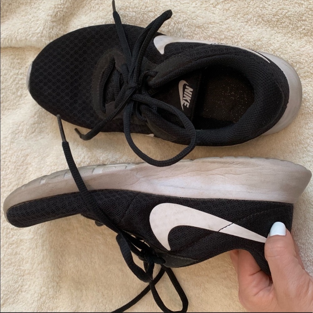 Black Nike roshe runs roshe run sneakers shoes